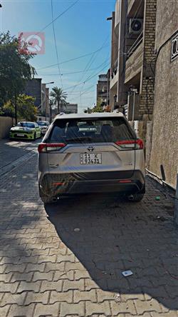 تۆیۆتا ڕاڤ 4